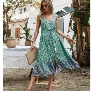 Floral Printed Midi Button Down Dress Size Small